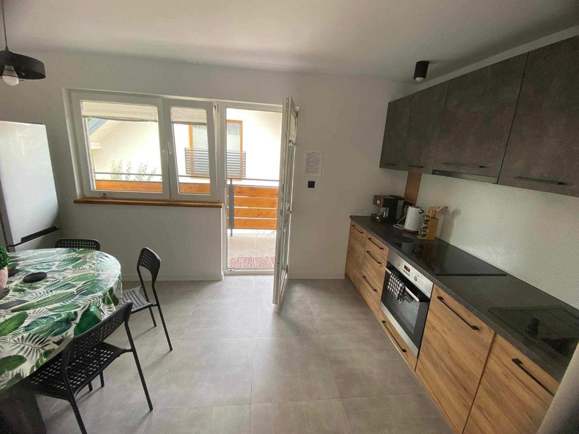 Apartamenty Fredry Леско Экстерьер фото